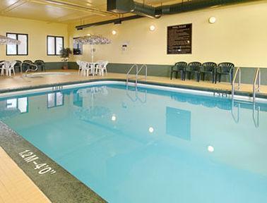 Super 8 By Wyndham Meadow Lake Faciliteter billede